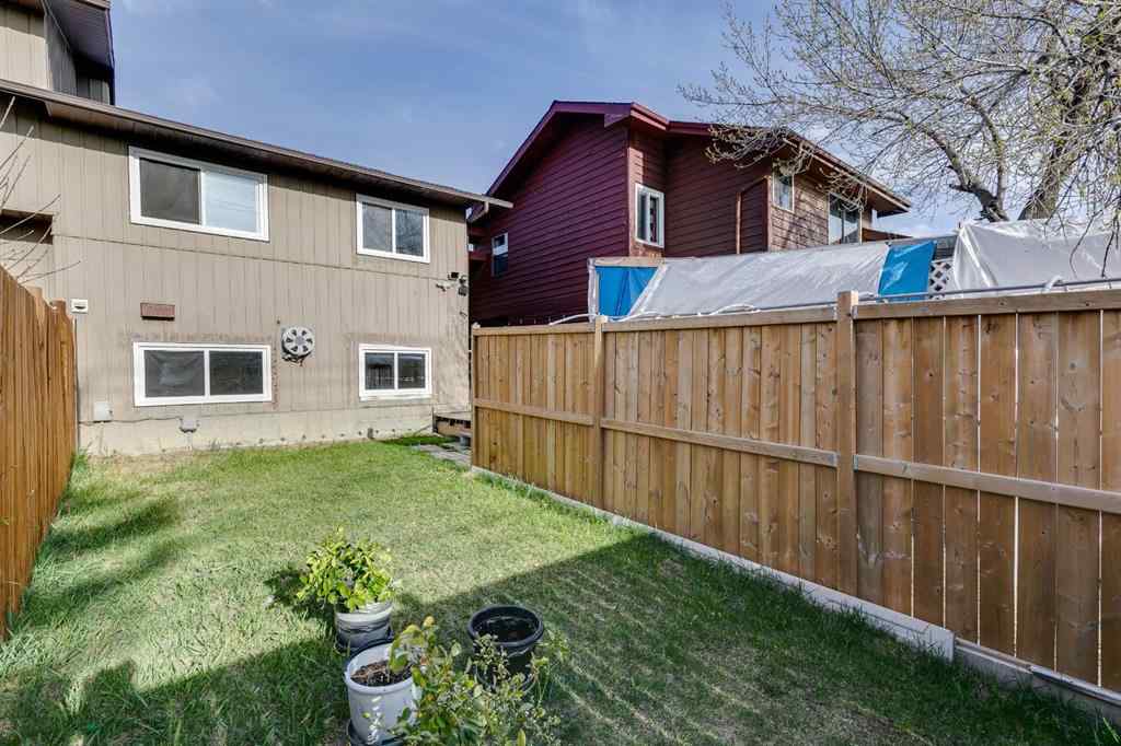 MLS® A2218870 - 140 Templehill Drive NE in Temple Calgary, Residential