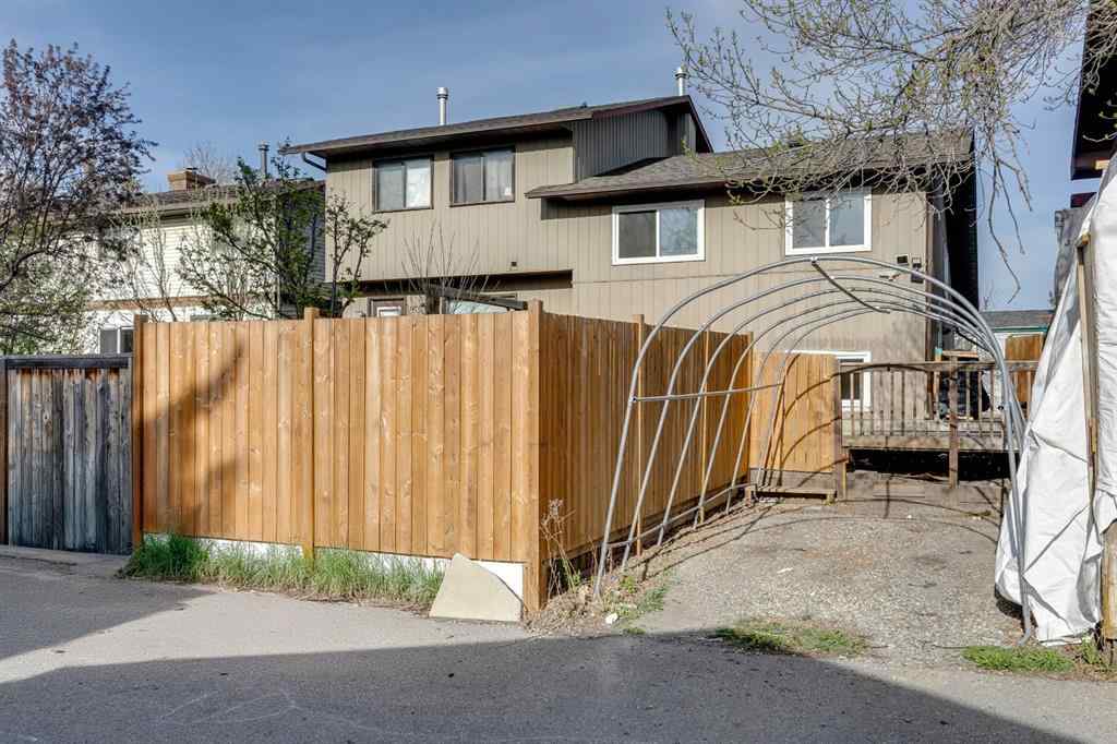 MLS® A2218870 - 140 Templehill Drive NE in Temple Calgary, Residential
