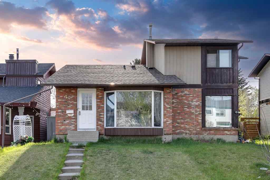 MLS® A2218870 - 140 Templehill Drive NE in Temple Calgary, Residential