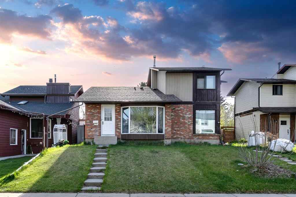 MLS® A2218870 - 140 Templehill Drive NE in Temple Calgary, Residential