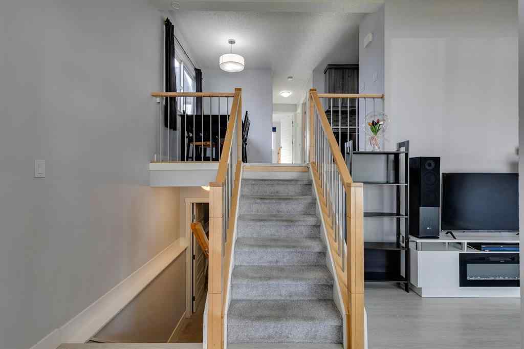 MLS® A2218870 - 140 Templehill Drive NE in Temple Calgary, Residential