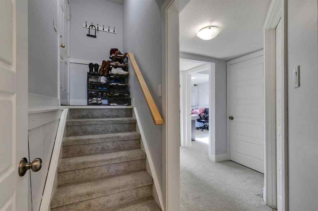 MLS® A2218870 - 140 Templehill Drive NE in Temple Calgary, Residential