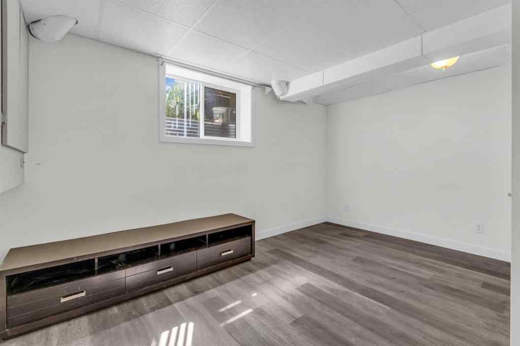 MLS® A2218872 - 100 McKinley Road SE in McKenzie Lake Calgary, Residential