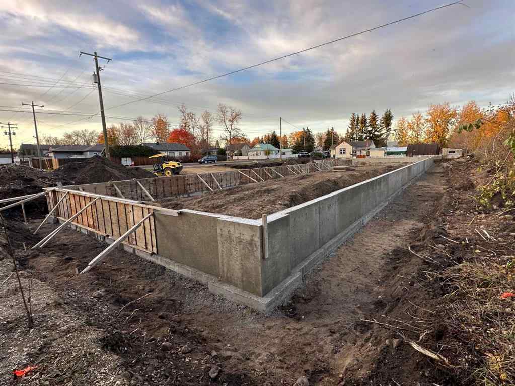 MLS® A2218932 - Unit #100-104 5407 50 Street  in Central Ponoka Ponoka, Commercial