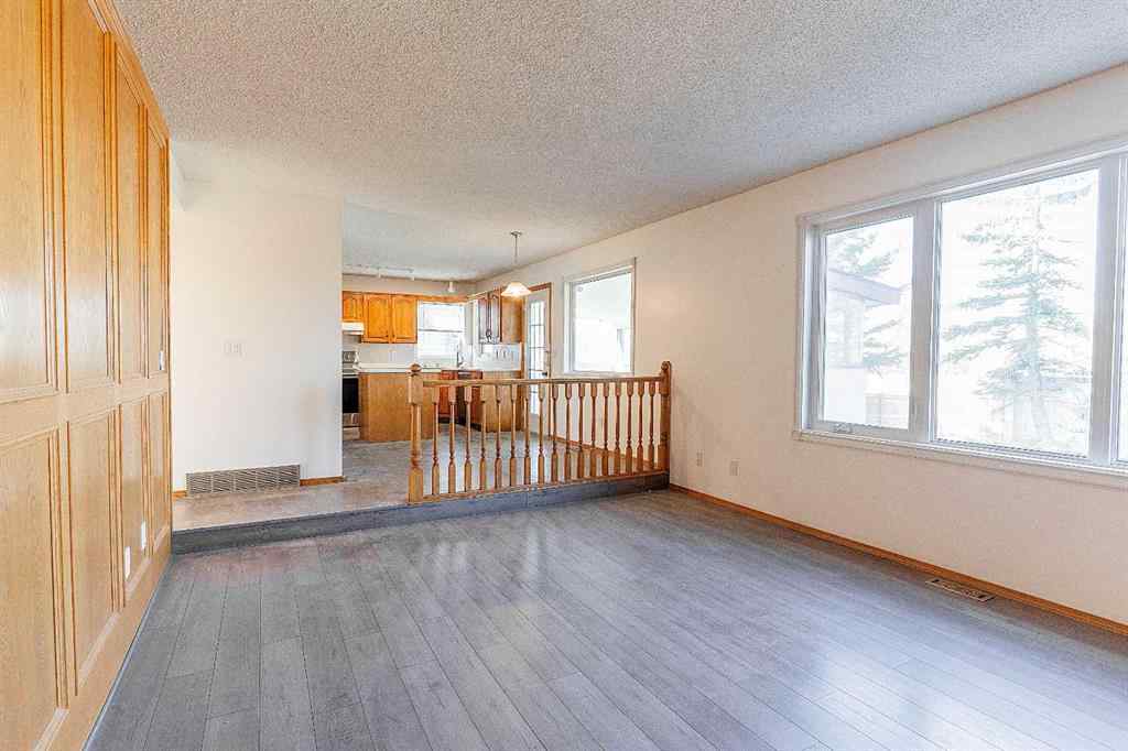 MLS® A2218952 - 266 Edgepark Way NW in Edgemont Calgary, Residential