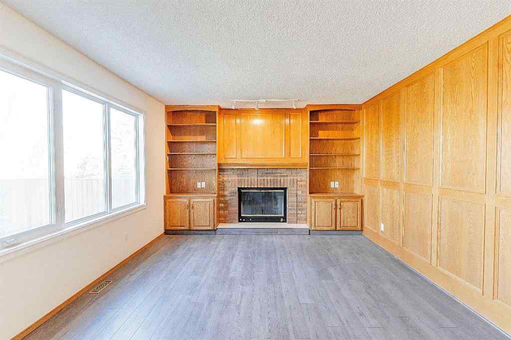 MLS® A2218952 - 266 Edgepark Way NW in Edgemont Calgary, Residential