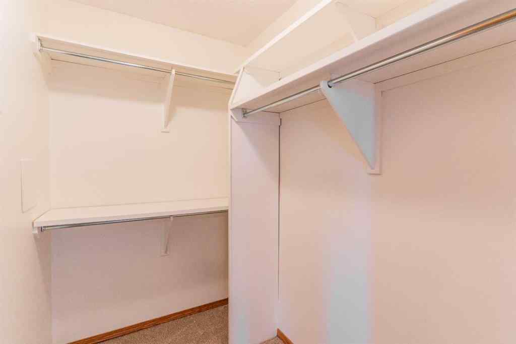 MLS® A2218952 - 266 Edgepark Way NW in Edgemont Calgary, Residential