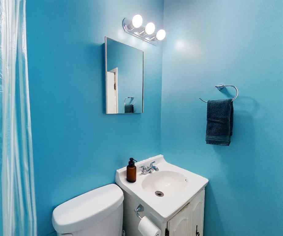 MLS® A2218973 - 5614 2 Avenue  in NONE Edson, Commercial