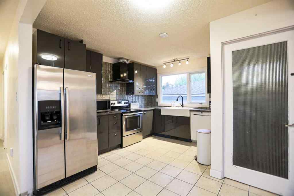 MLS® A2219124 - 4504 14 Street NW in North Haven Calgary, Residential