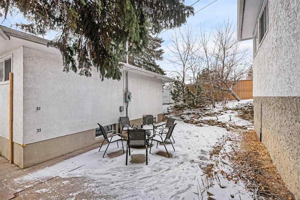 MLS® A2219124 - 4504 14 Street NW in North Haven Calgary, Residential