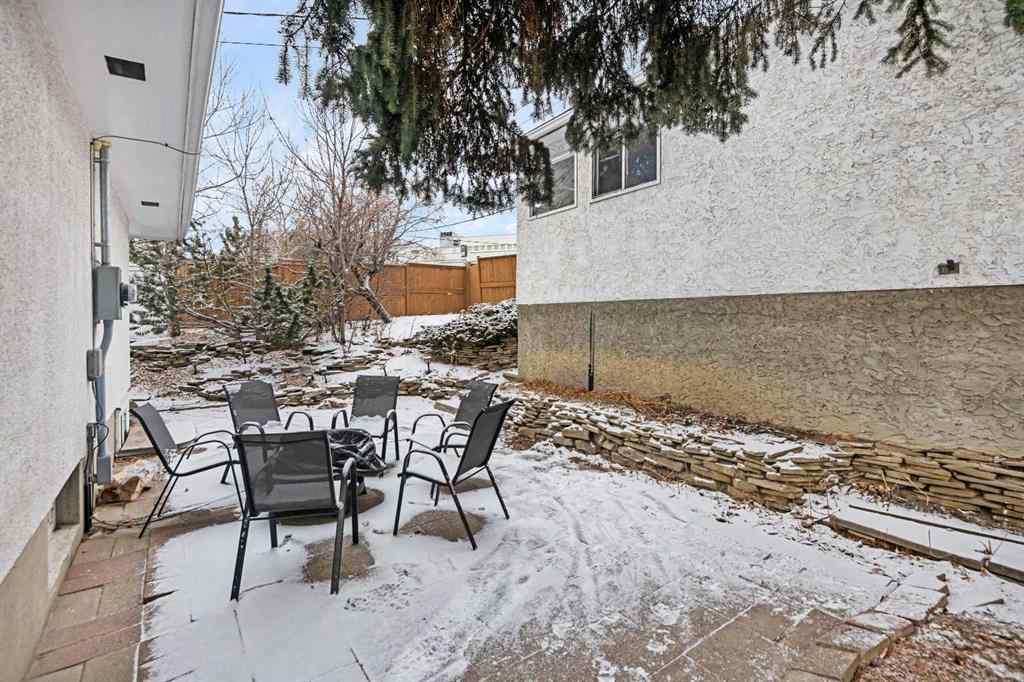 MLS® A2219124 - 4504 14 Street NW in North Haven Calgary, Residential