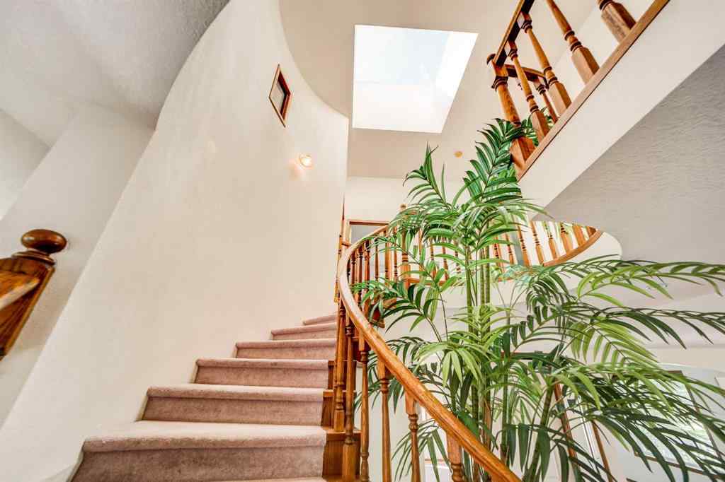 MLS® A2219297 - 217 Falcon Ridge Way  in  Rural Lethbridge County, Residential