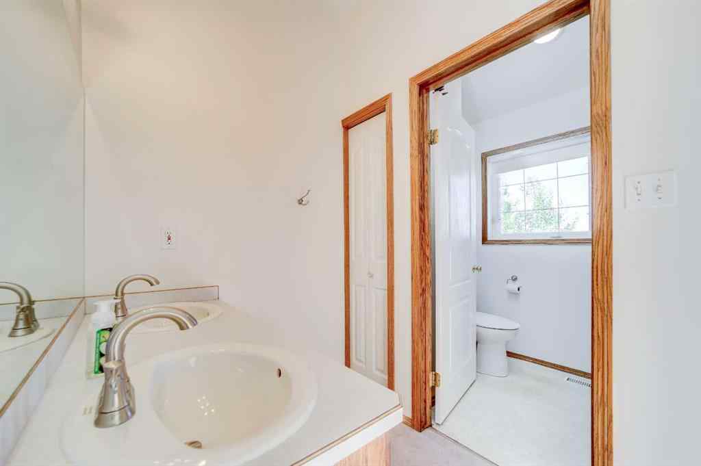 MLS® A2219297 - 217 Falcon Ridge Way  in  Rural Lethbridge County, Residential