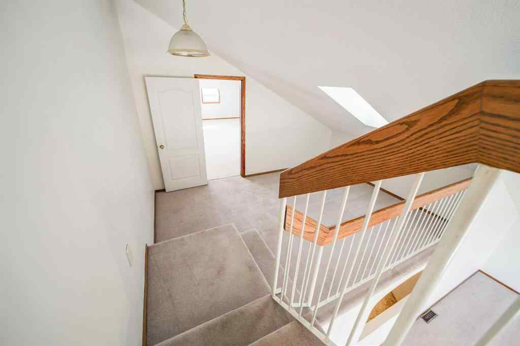 MLS® A2219297 - 217 Falcon Ridge Way  in  Rural Lethbridge County, Residential