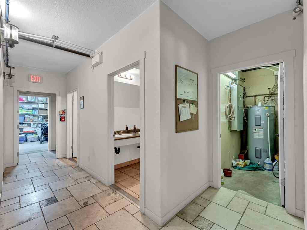 MLS® A2219415 - 645 3 Street SE in SE Hill Medicine Hat, Commercial