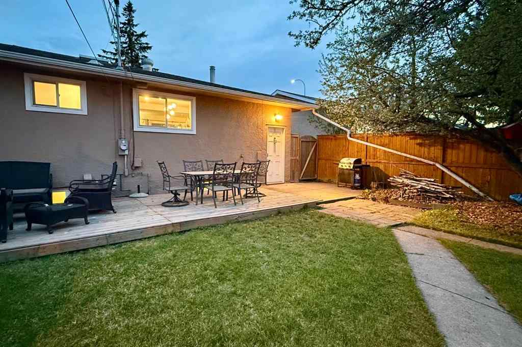 MLS® A2219482 - 4224 Worcester Drive SW in Wildwood Calgary, Residential