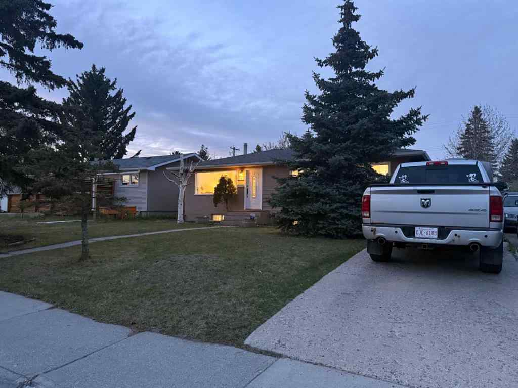 MLS® A2219482 - 4224 Worcester Drive SW in Wildwood Calgary, Residential
