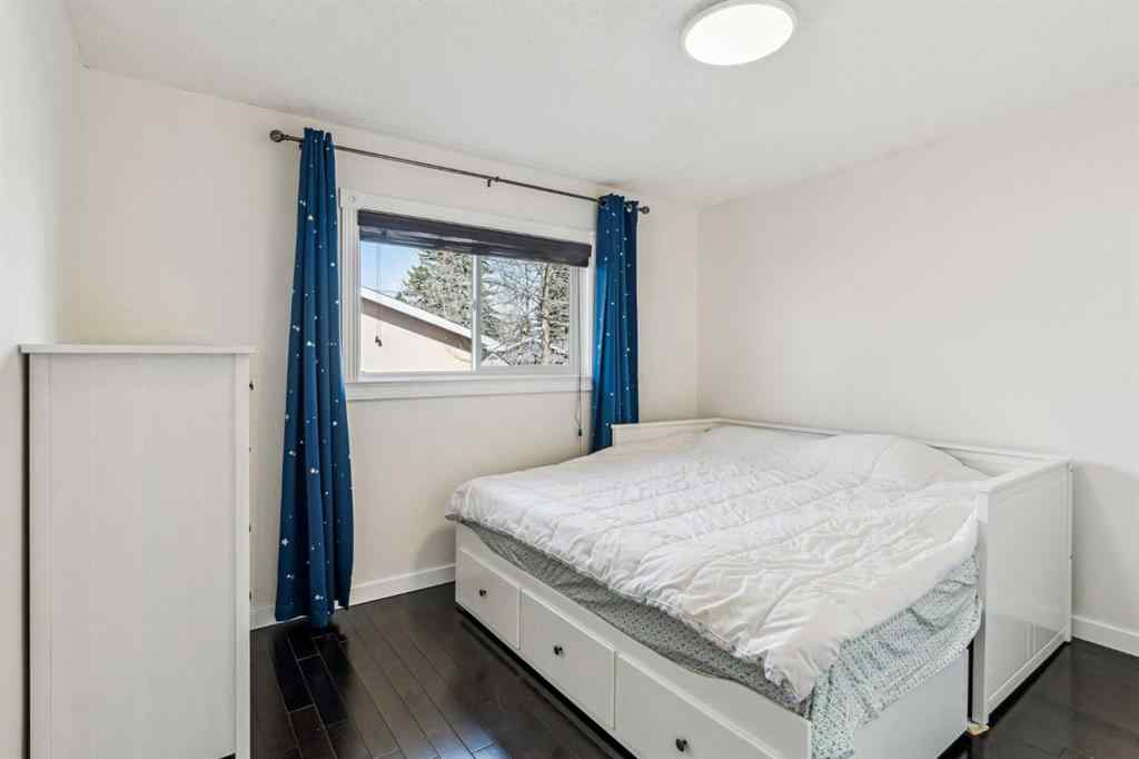MLS® A2219482 - 4224 Worcester Drive SW in Wildwood Calgary, Residential