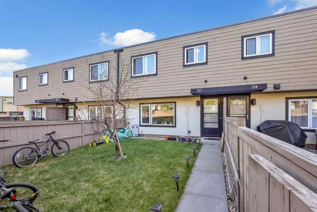 MLS® A2219517 - Unit #137 3809 45 Street SW in Glenbrook Calgary, Residential