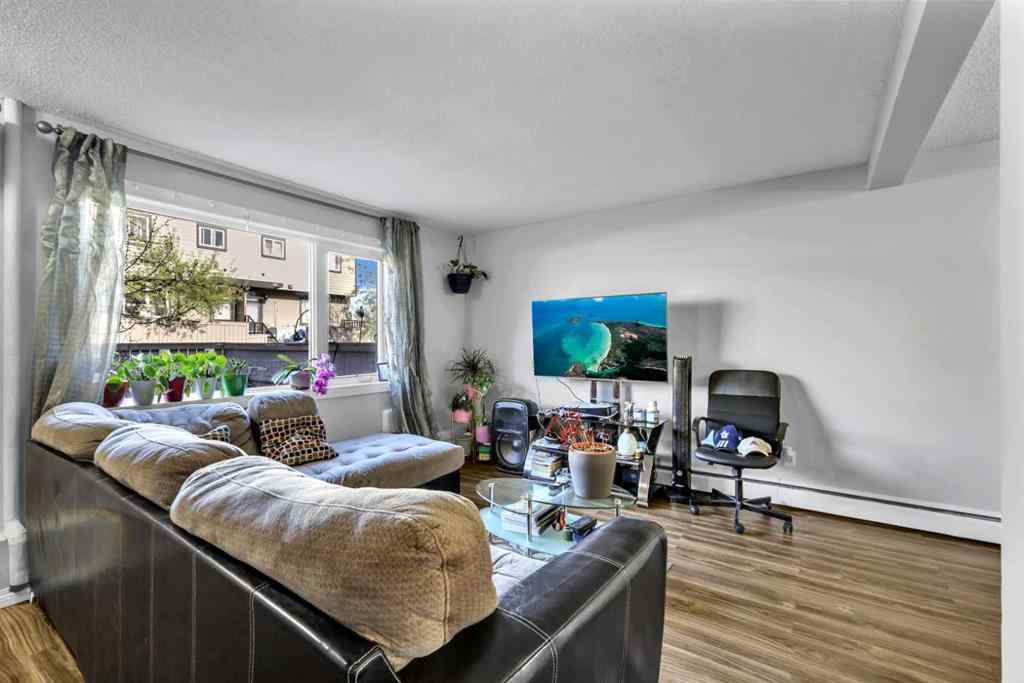 MLS® A2219517 - Unit #137 3809 45 Street SW in Glenbrook Calgary, Residential