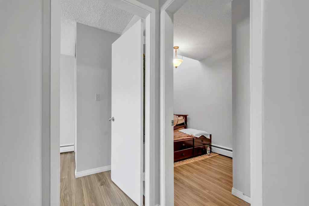 MLS® A2219517 - Unit #137 3809 45 Street SW in Glenbrook Calgary, Residential