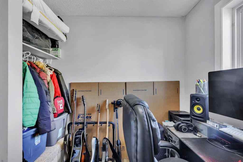 MLS® A2219517 - Unit #137 3809 45 Street SW in Glenbrook Calgary, Residential