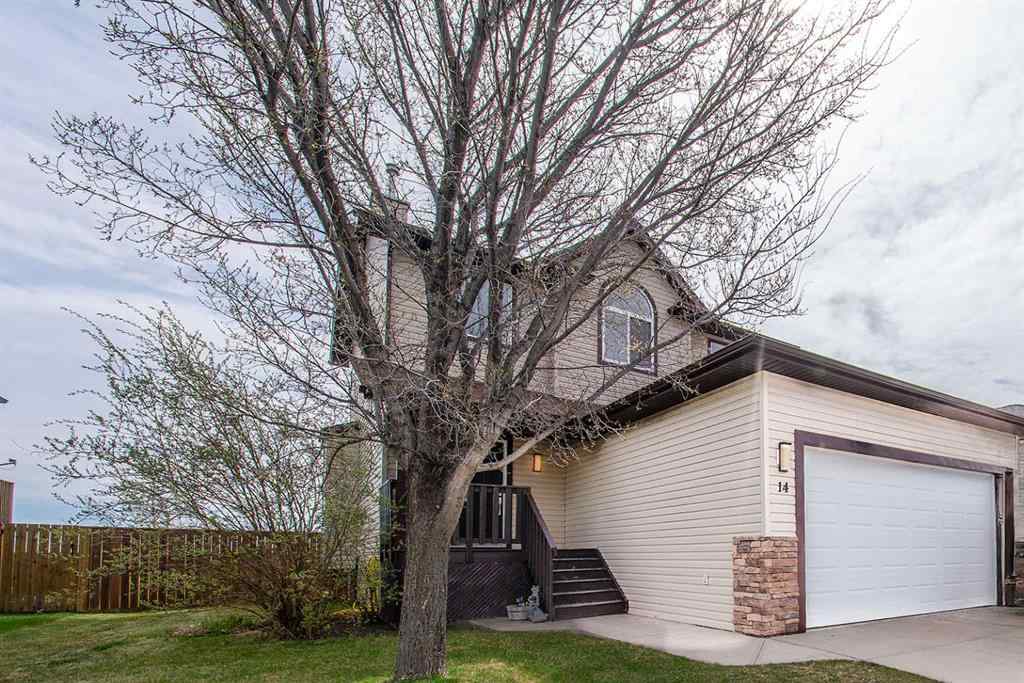 MLS® A2219559 - 14 Garneau Gate  in NONE Carstairs, Residential