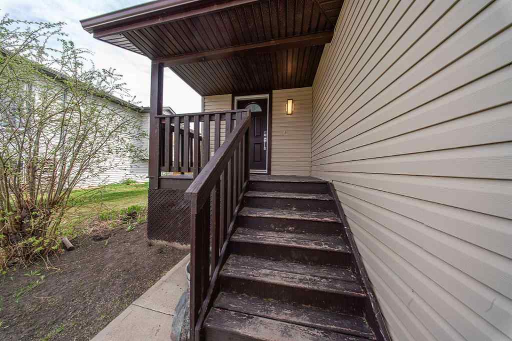MLS® A2219559 - 14 Garneau Gate  in NONE Carstairs, Residential