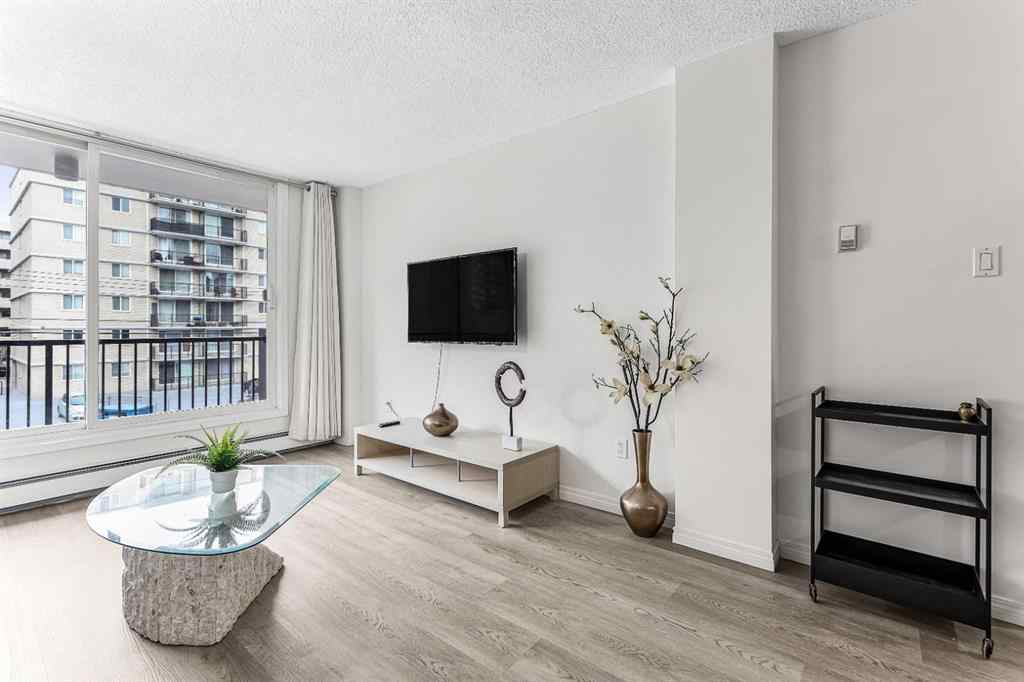 MLS® A2219566 - Unit #305 1236 15 Avenue SW in Beltline Calgary, Residential