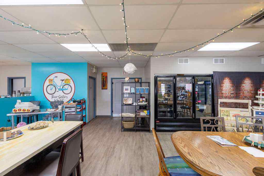 MLS® A2219581 - 32 2 Avenue S in Rosedale Drumheller, Commercial
