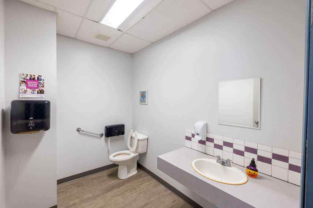 MLS® A2219581 - 32 2 Avenue S in Rosedale Drumheller, Commercial