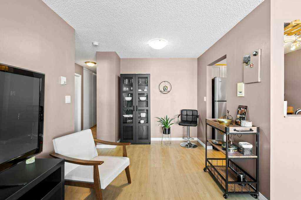 MLS® A2219592 - Unit #706 1334 12 Avenue SW in Beltline Calgary, Residential
