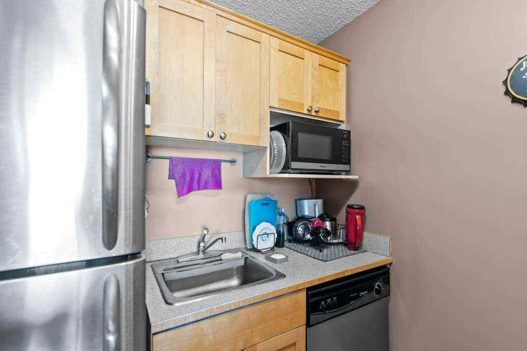 MLS® A2219592 - Unit #706 1334 12 Avenue SW in Beltline Calgary, Residential
