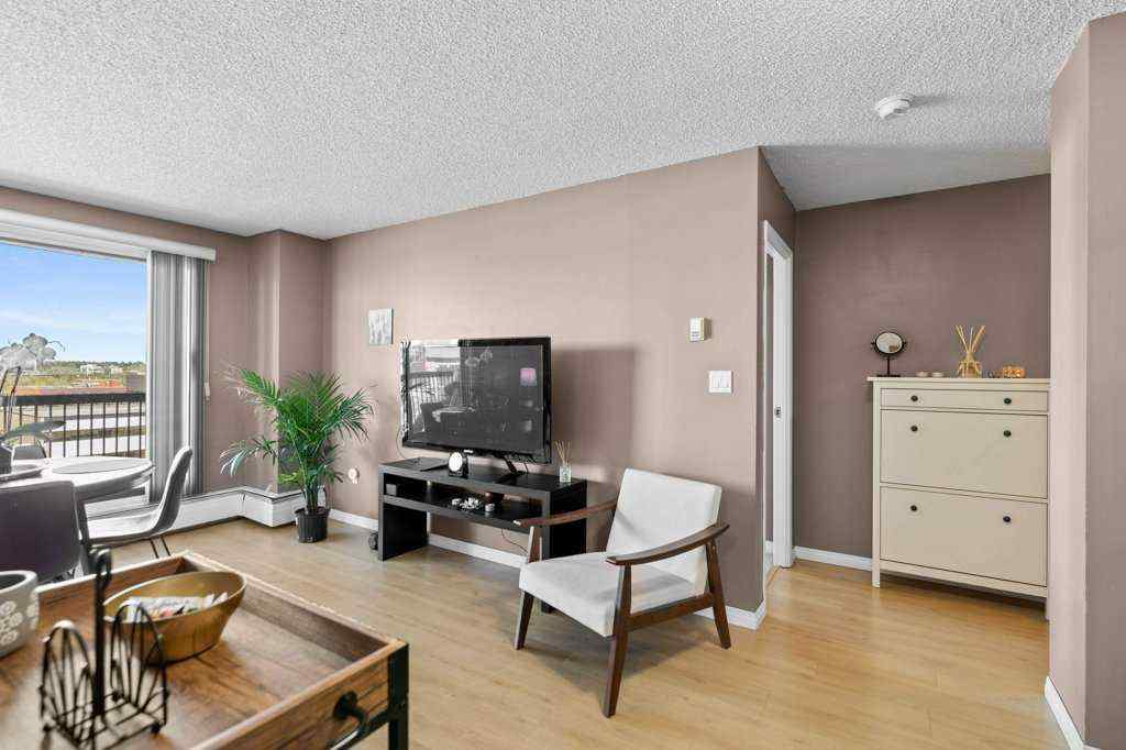 MLS® A2219592 - Unit #706 1334 12 Avenue SW in Beltline Calgary, Residential