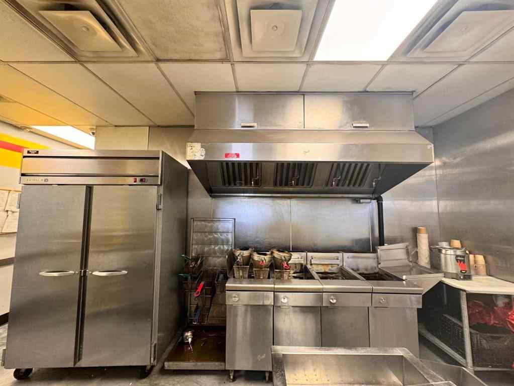 MLS® A2219593 - 150 Crowfoot Crescent NW in Hidden Valley Calgary, Commercial