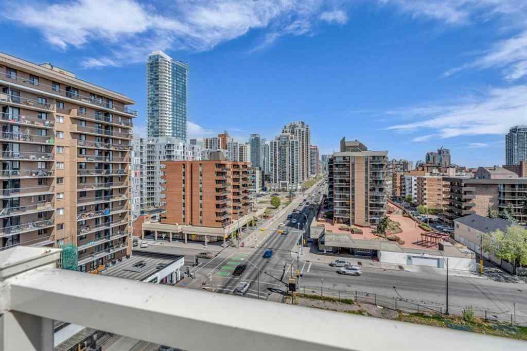 MLS® A2219652 - Unit #303 1315 12 Avenue SW in Beltline Calgary, Residential