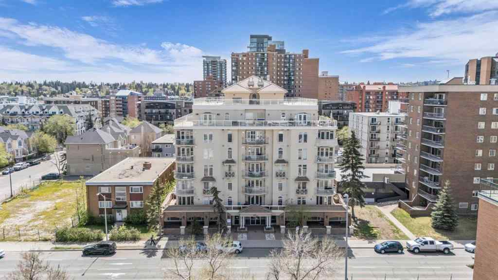 MLS® A2219652 - Unit #303 1315 12 Avenue SW in Beltline Calgary, Residential