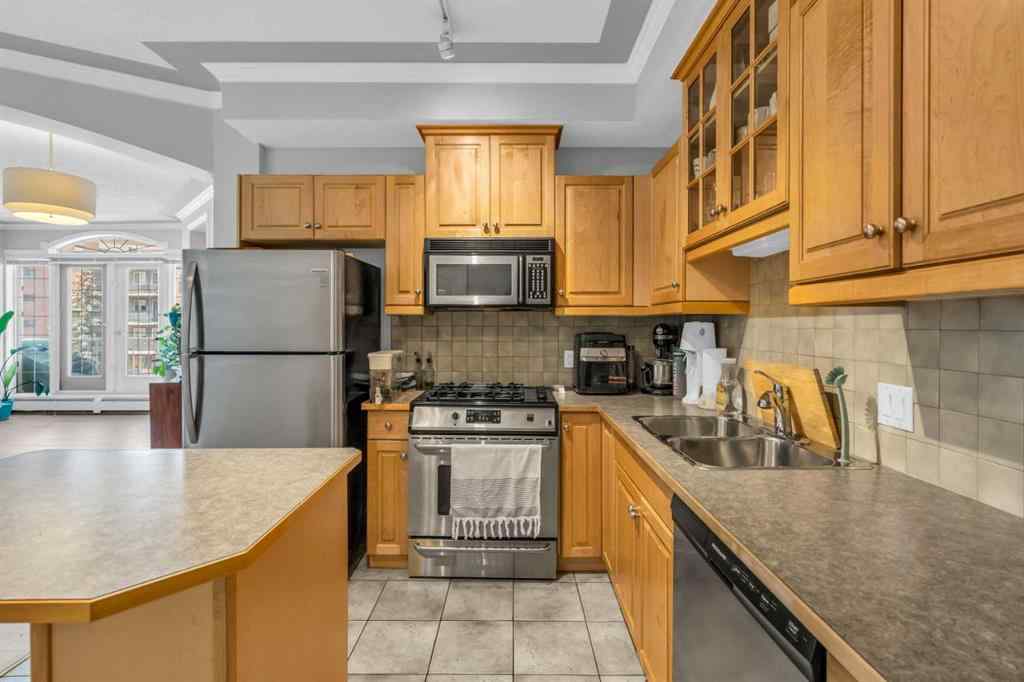 MLS® A2219652 - Unit #303 1315 12 Avenue SW in Beltline Calgary, Residential