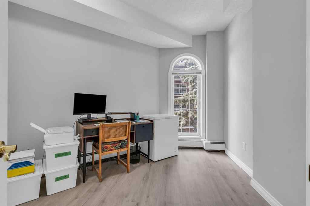 MLS® A2219652 - Unit #303 1315 12 Avenue SW in Beltline Calgary, Residential