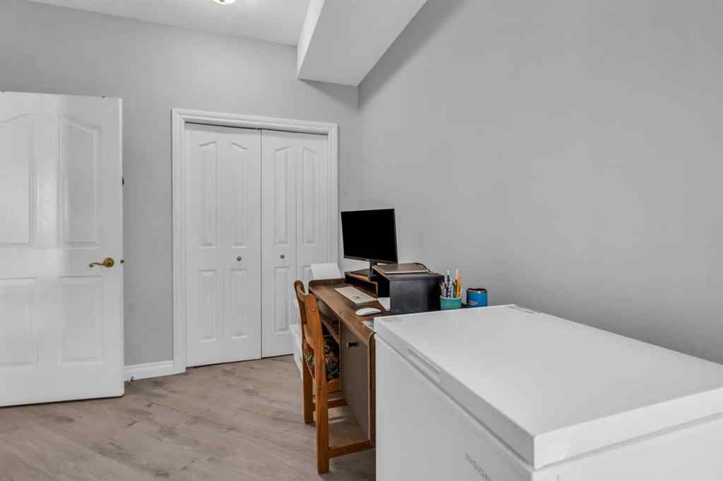MLS® A2219652 - Unit #303 1315 12 Avenue SW in Beltline Calgary, Residential