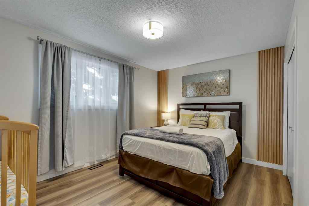 MLS® A2219660 - 8031 Huntwick Hill NE in Huntington Hills Calgary, Residential