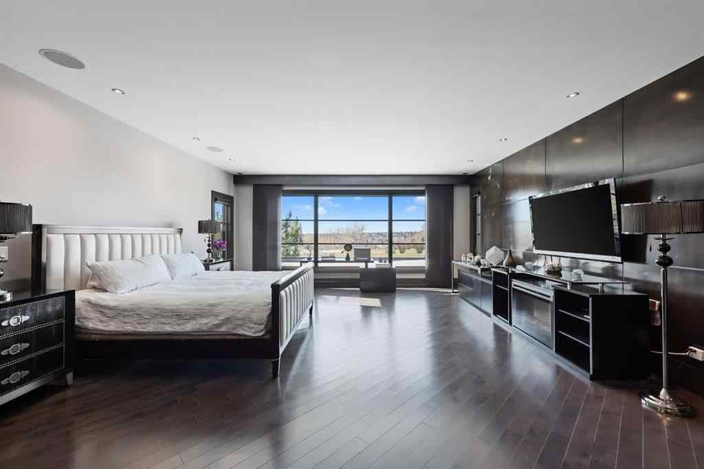 MLS® A2219708 - 832 Hillcrest Avenue SW in Upper Mount Royal Calgary, Residential