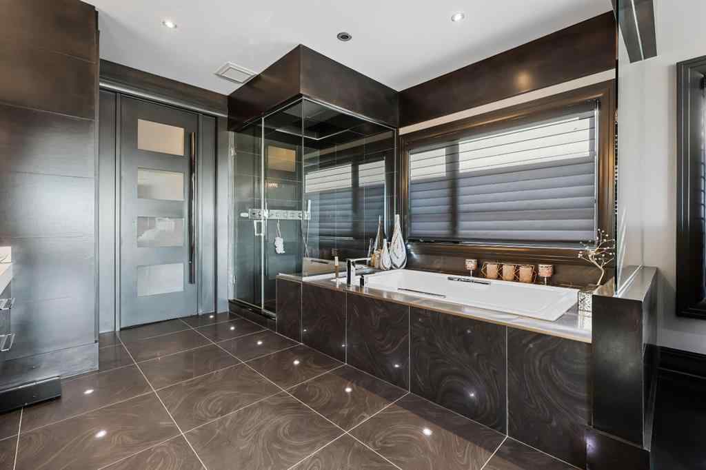 MLS® A2219708 - 832 Hillcrest Avenue SW in Upper Mount Royal Calgary, Residential