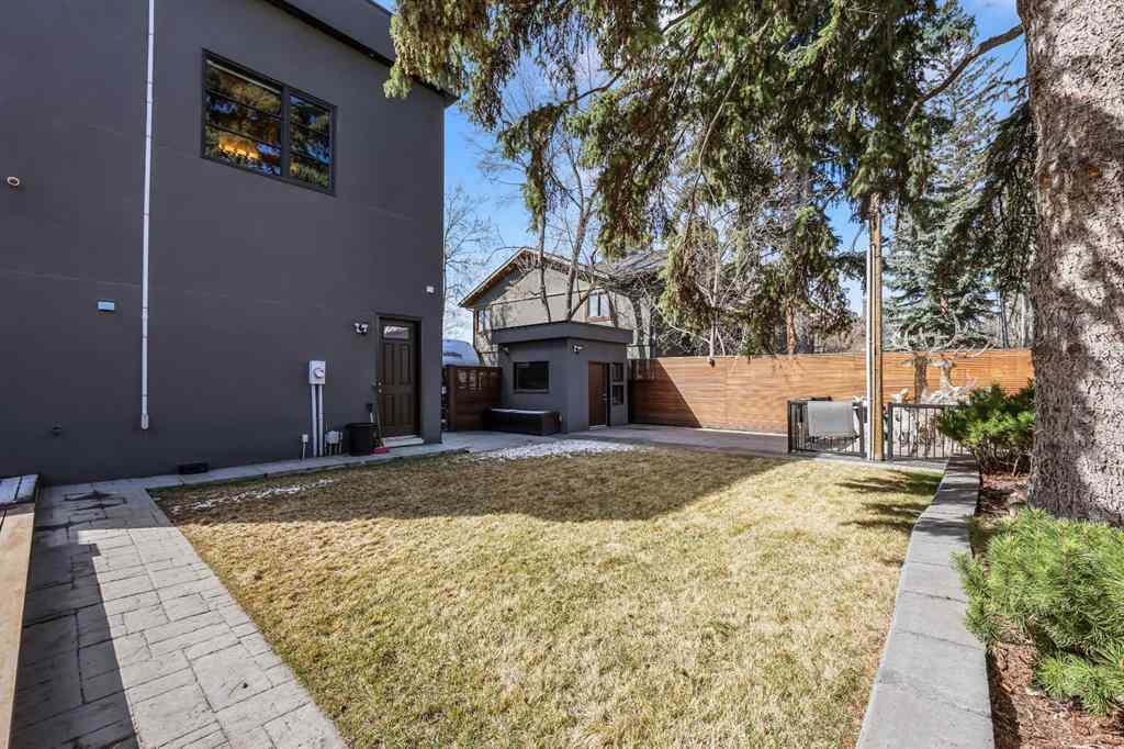 MLS® A2219708 - 832 Hillcrest Avenue SW in Upper Mount Royal Calgary, Residential