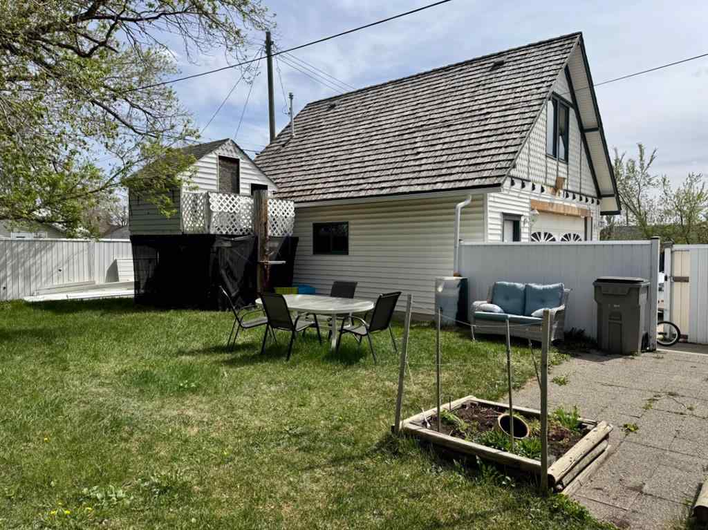 MLS® A2219712 - 4717 52 Street  in Downtown West Stettler, Residential