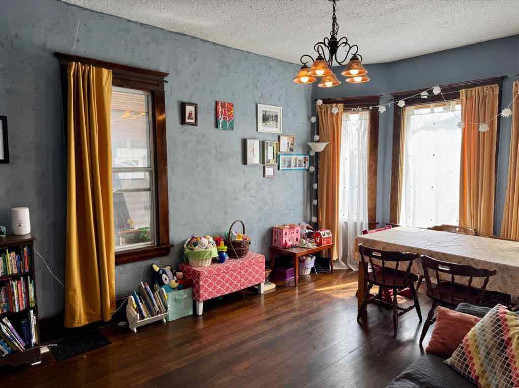 MLS® A2219712 - 4717 52 Street  in Downtown West Stettler, Residential