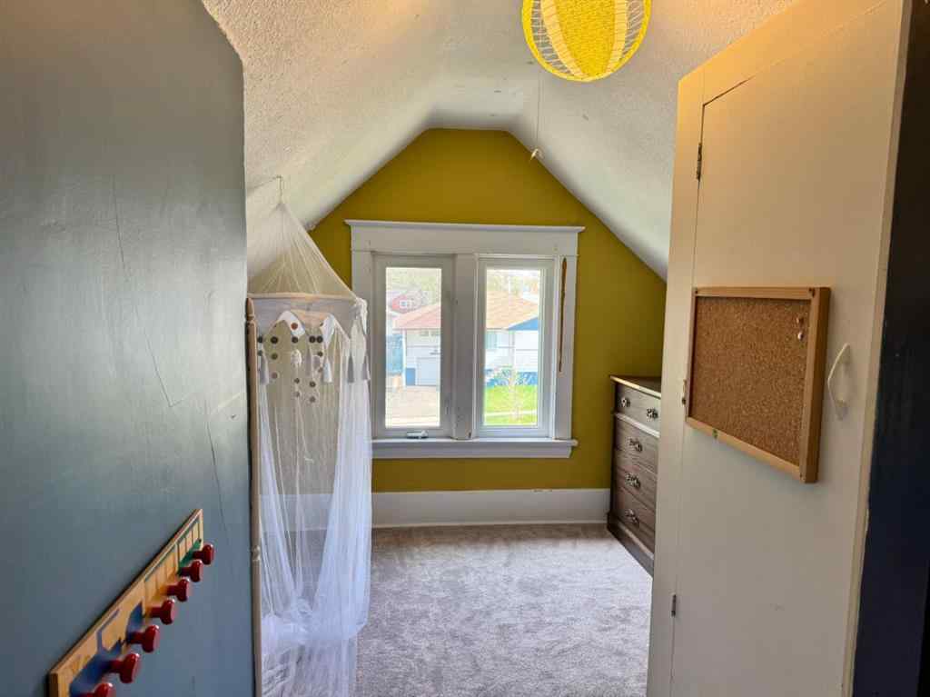 MLS® A2219712 - 4717 52 Street  in Downtown West Stettler, Residential