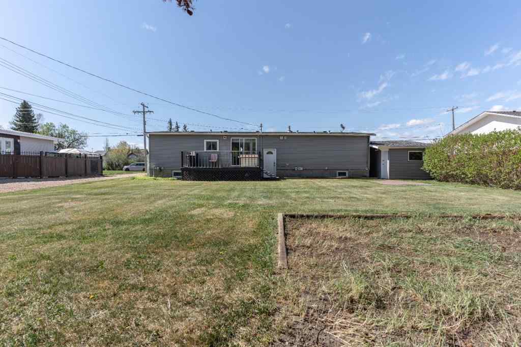 MLS® A2219774 - 5410 51 Avenue  in Daysland Daysland, Residential