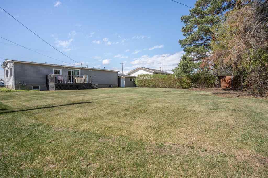 MLS® A2219774 - 5410 51 Avenue  in Daysland Daysland, Residential