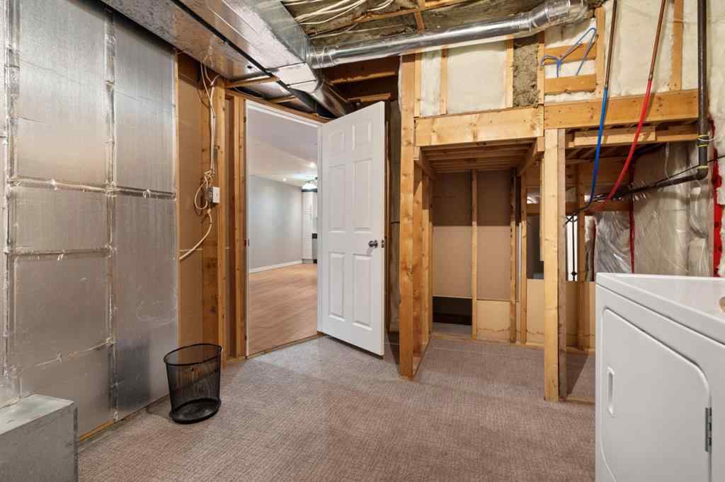 MLS® A2219774 - 5410 51 Avenue  in Daysland Daysland, Residential